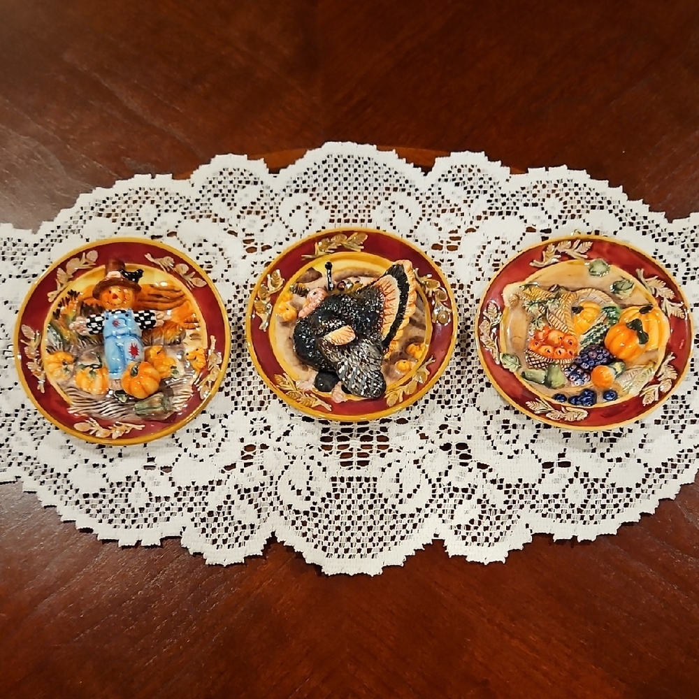 3D Autumn Wall Plaques, Scarecrow/Turkey/Cornucopia, Sold Separately